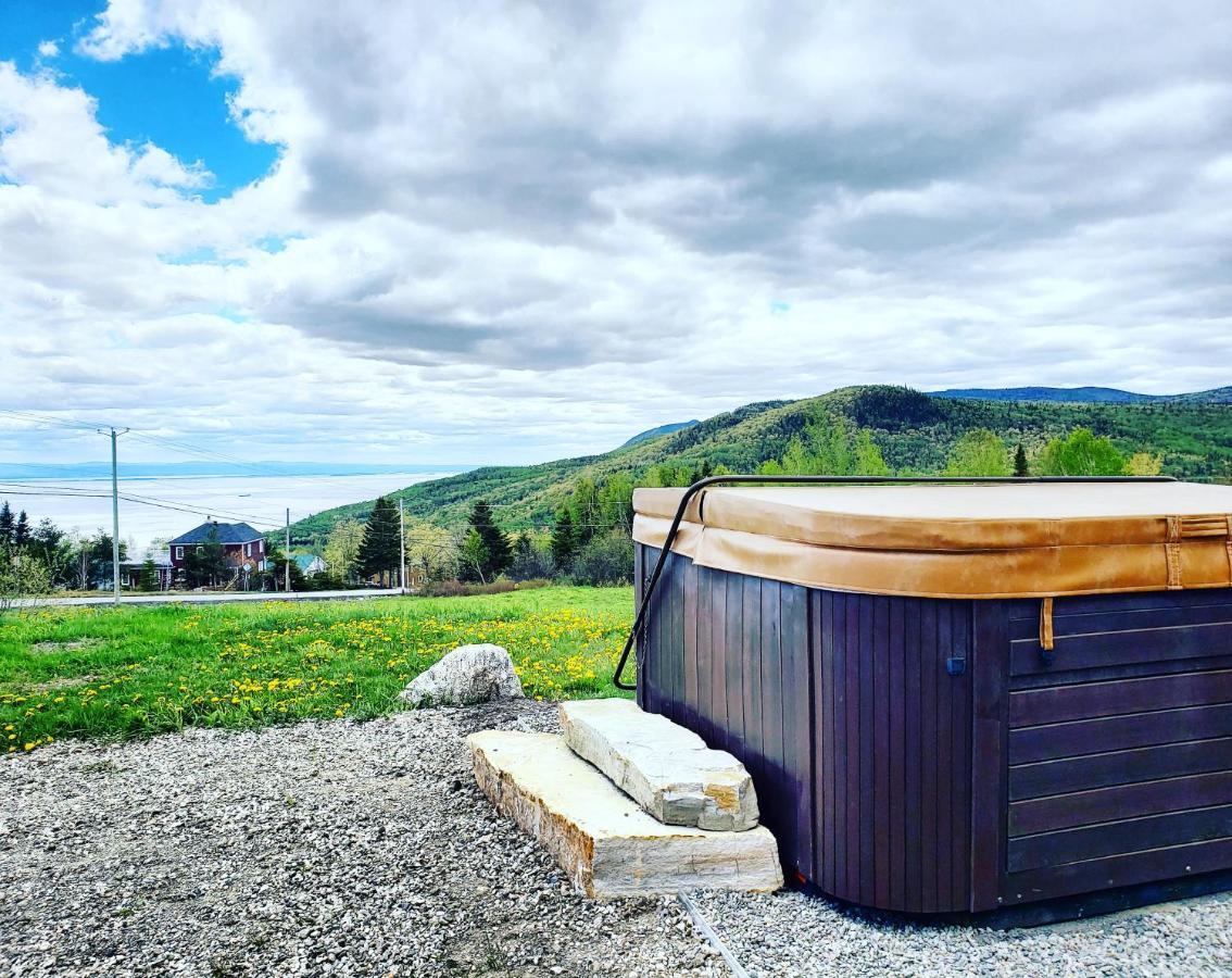 Maison Accueillante - Spa, Fleuve Et Montagnes! Petite-Riviere-Saint-Francois Exterior foto