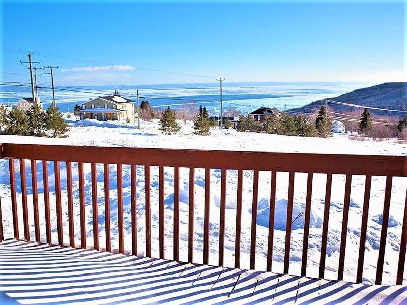 Maison Accueillante - Spa, Fleuve Et Montagnes! Petite-Riviere-Saint-Francois Exterior foto